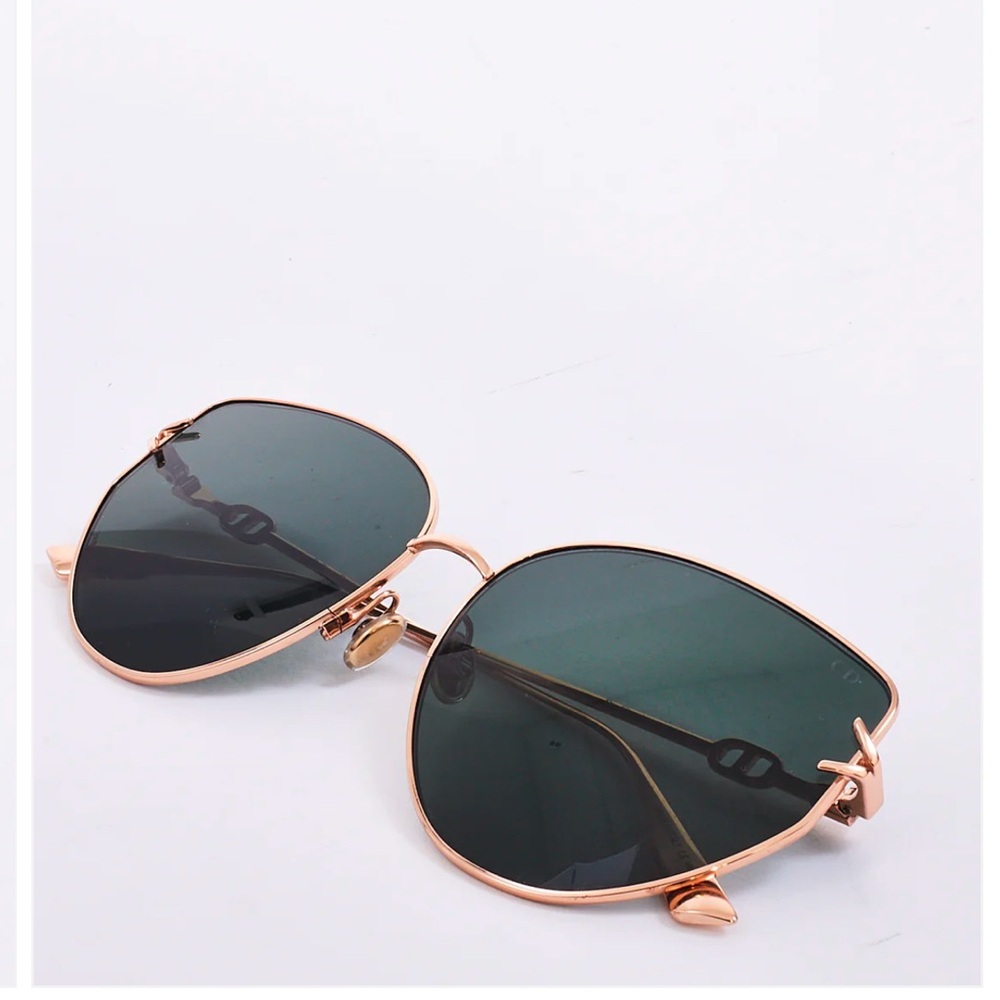 DIOR CAT EYE SUNNIES